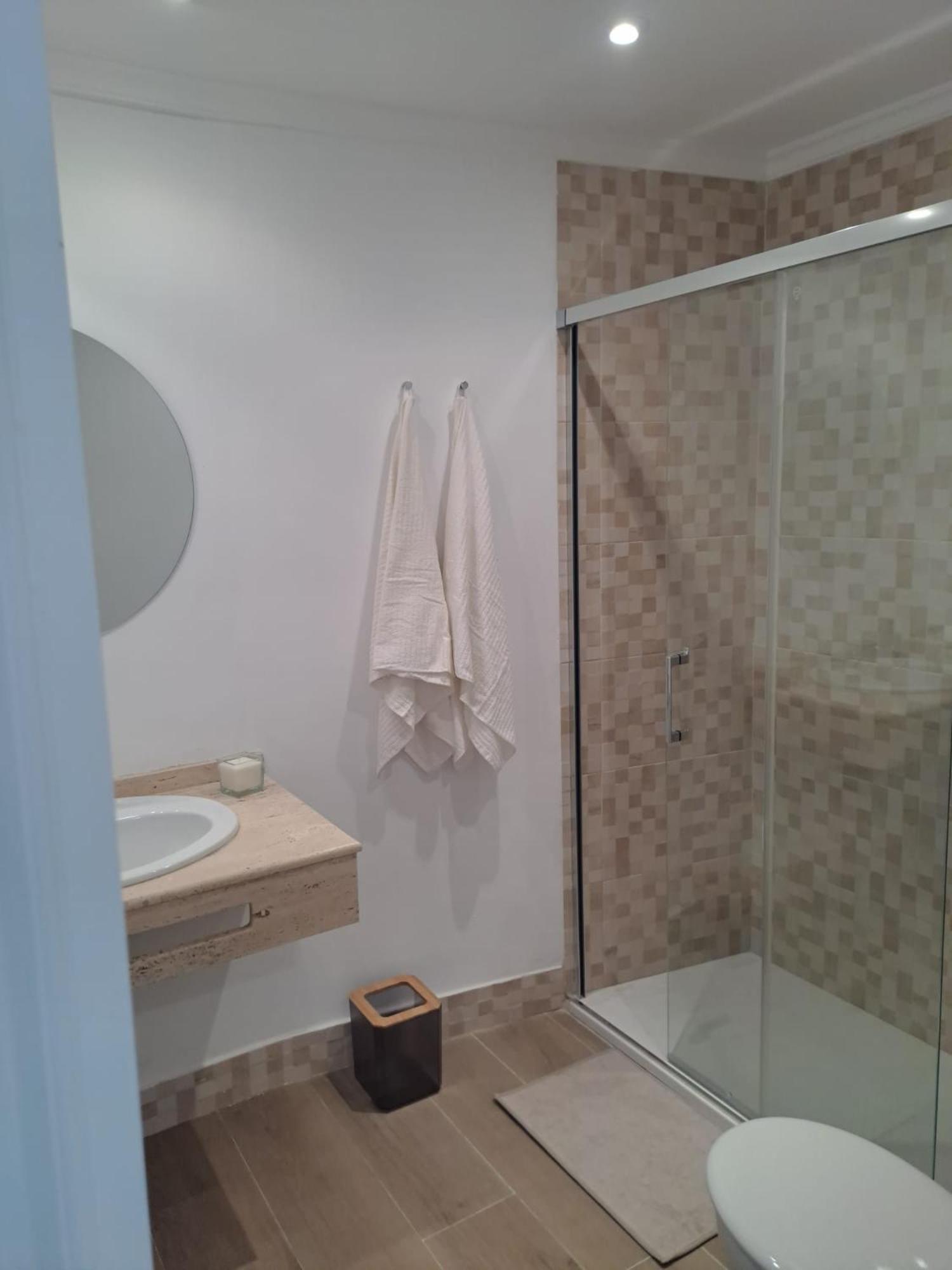 Apartamento Compartido Hab Privadas Playa De La Caleta Cádiz Exteriér fotografie